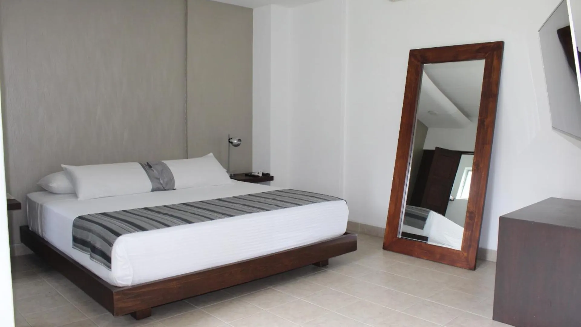 ***  Hotel Mediterraneo Medellin Colombia