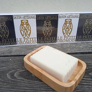 Maison D'edouard, Le Petit Drômois Couette-café Mérindol-les-Oliviers