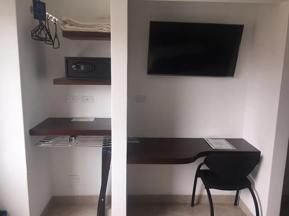 Hotel Mediterraneo Medellin 3*,  Colombia