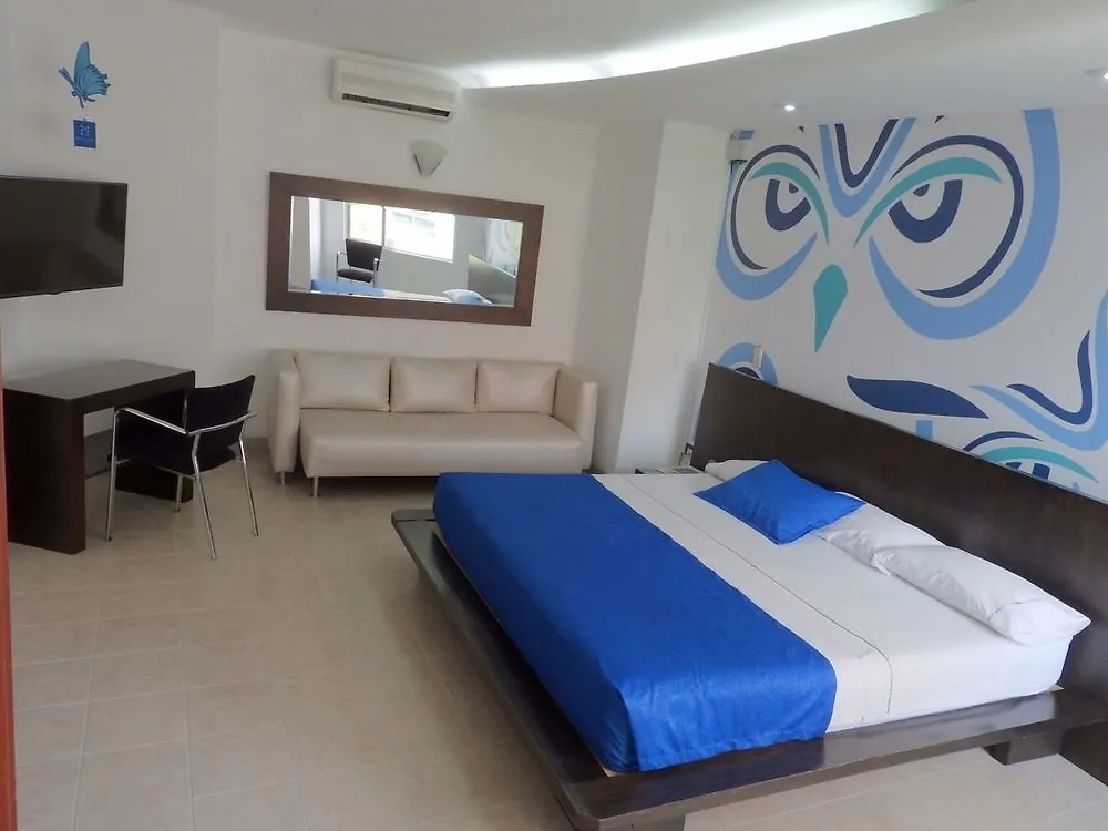 Hotel Mediterraneo 메딜린